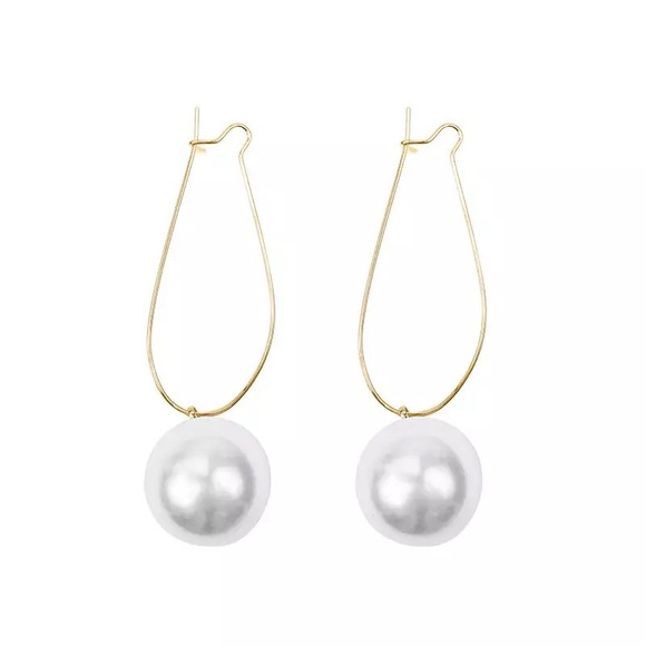 Jewelry - 3/$15🔥Faux pearl earrings